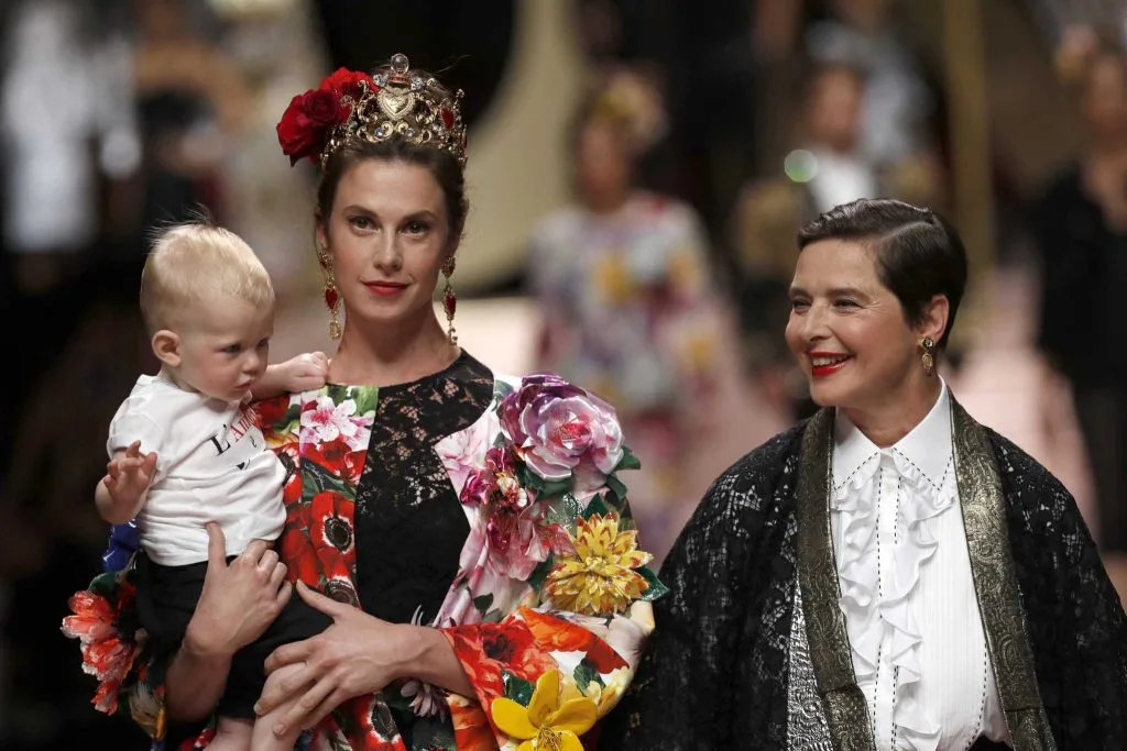 isabella rossellini dolce gabbana 2019 04 isabella rossellini dolce gabbana 2019 04
