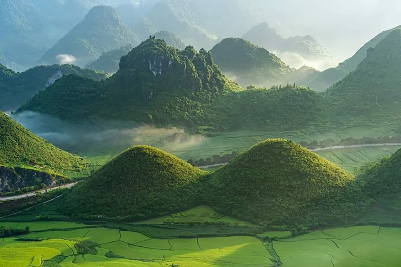 Hà Giang núi đôi cô tiên Hà Giang núi đôi cô tiên