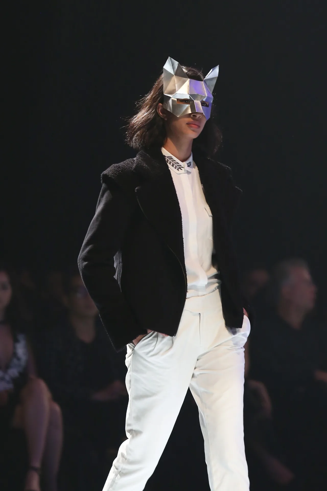 Linda Mai Phung ELLE Show 13