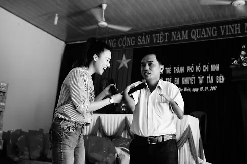 Hoàng Oanh mãn nguyện cùng "Hành trình hạnh phúc" ELLE VN