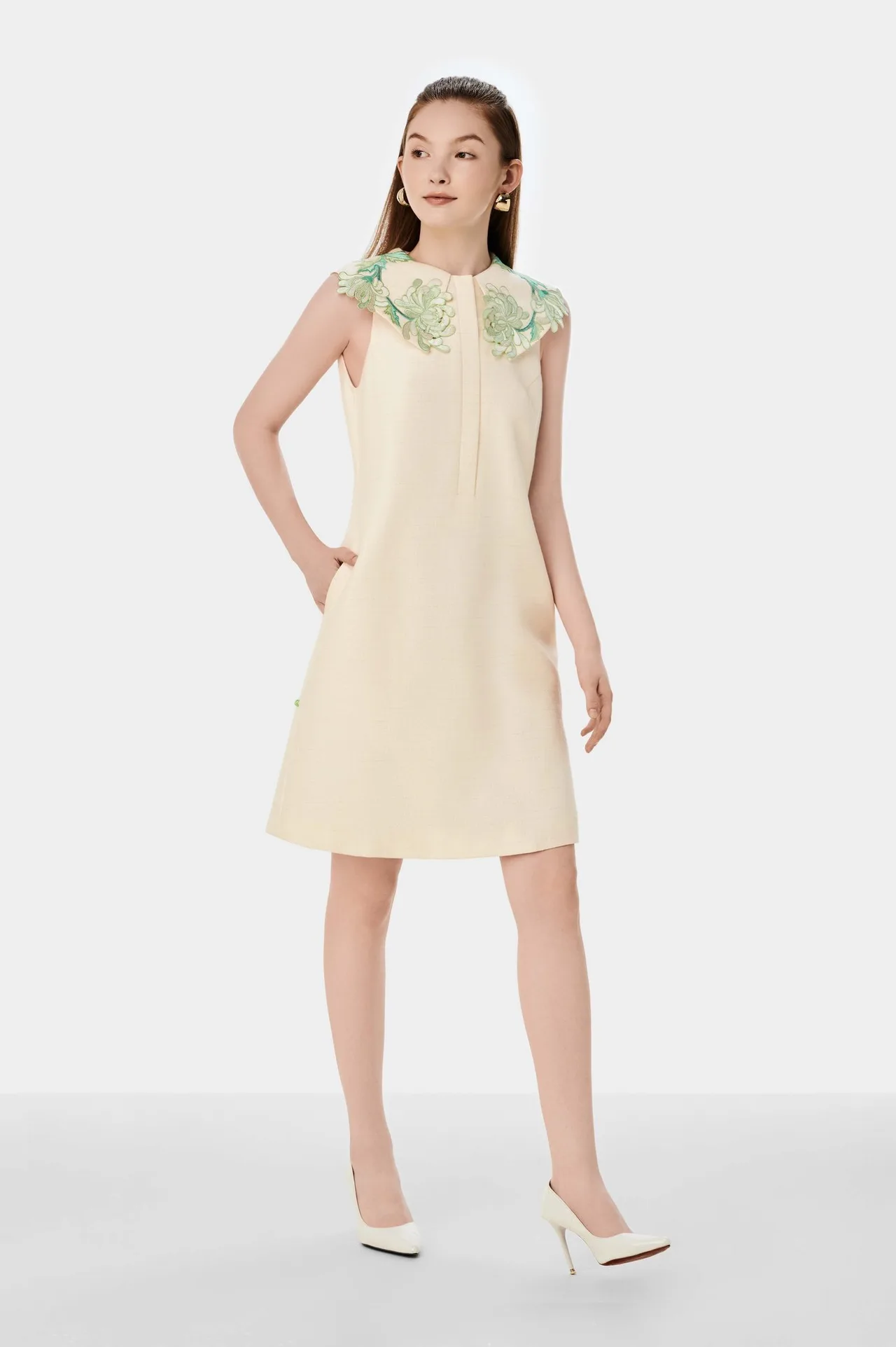 Đầm cổ Peter Pan Thuỷ design