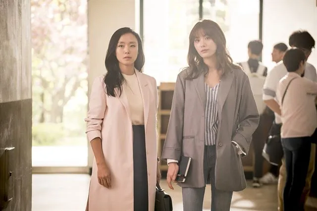 Thời trang trong phim: Người Vợ Tốt (The Good Wife) Thời trang trong phim: Người Vợ Tốt (The Good Wife)