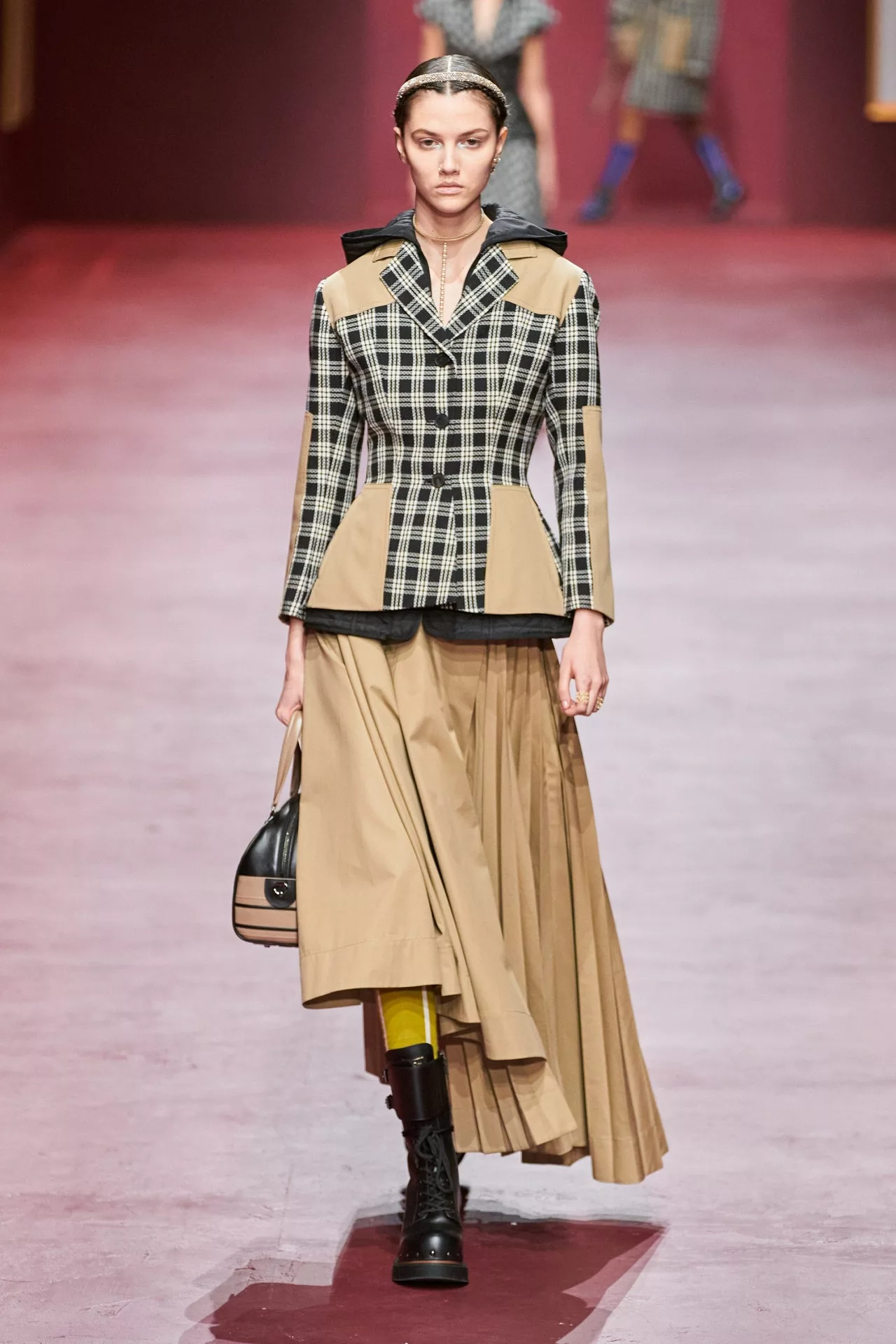 Dior ready-to-wear Thu Đông 2022 look 38