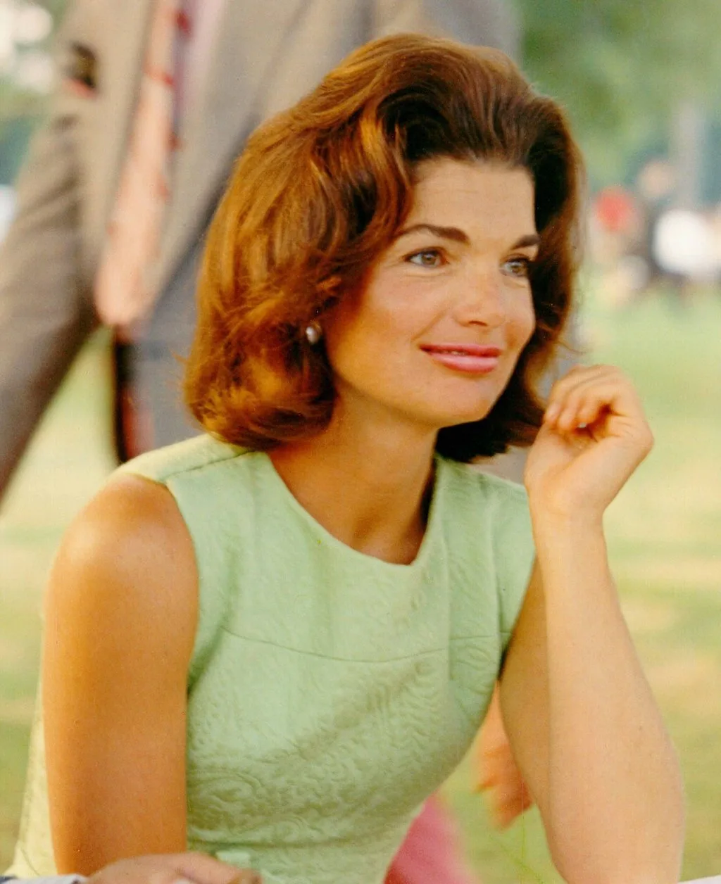 Jackie Kennedy bài học làm đẹp 2 Jackie Kennedy bài học làm đẹp 3