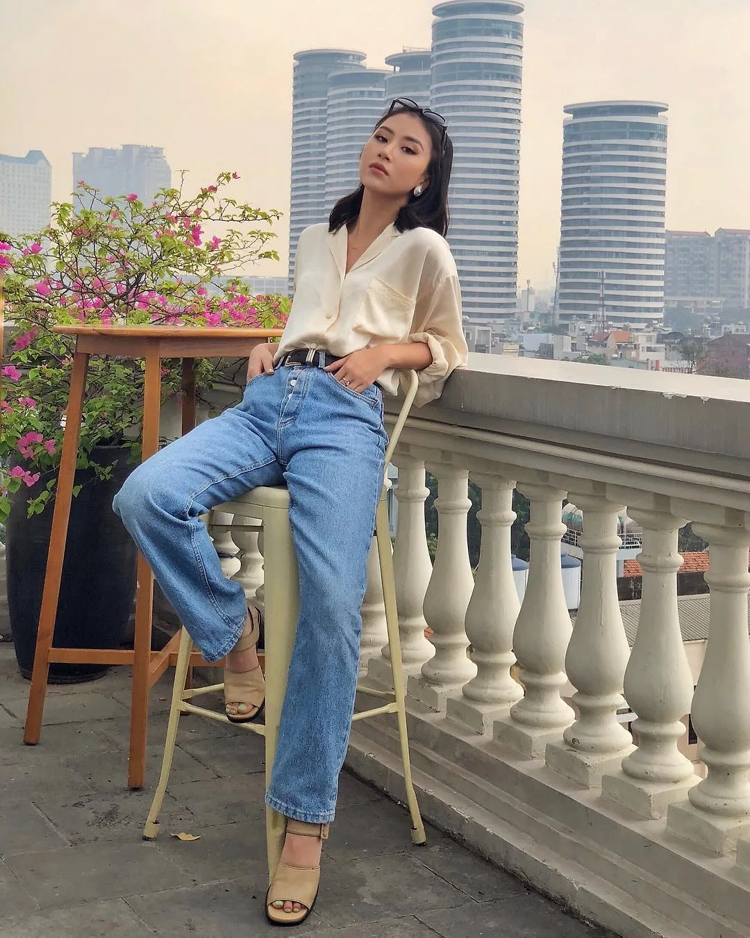 Tuần vừa rồi, sao Việt mặc gì: Quỳnh Anh Shyn Tuần vừa rồi, sao Việt mặc gì: Quỳnh Anh Shyn