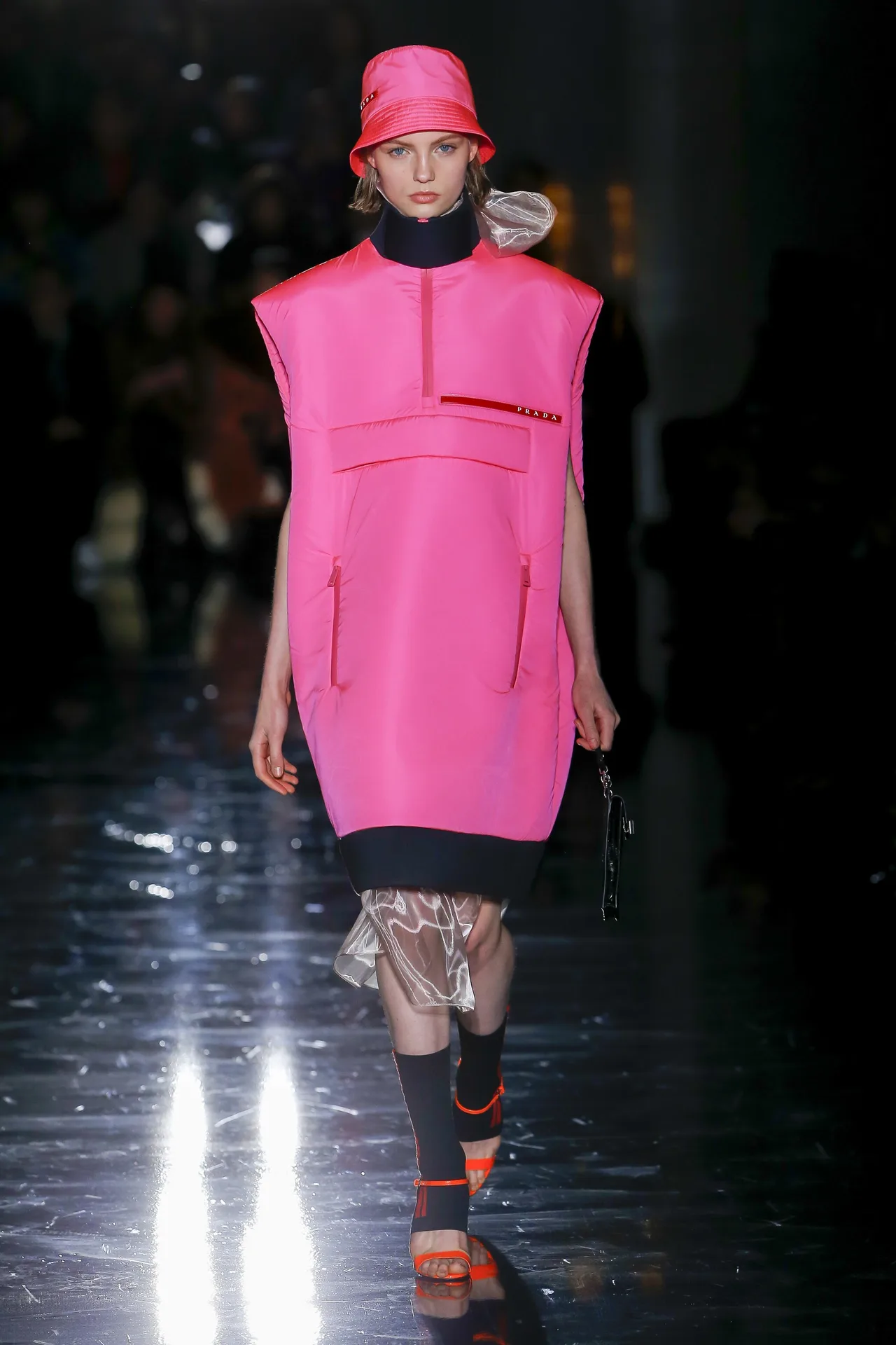 Thương hiệu Prada Thu-Đông 2018 16 Thương hiệu Prada Thu-Đông 2018 16