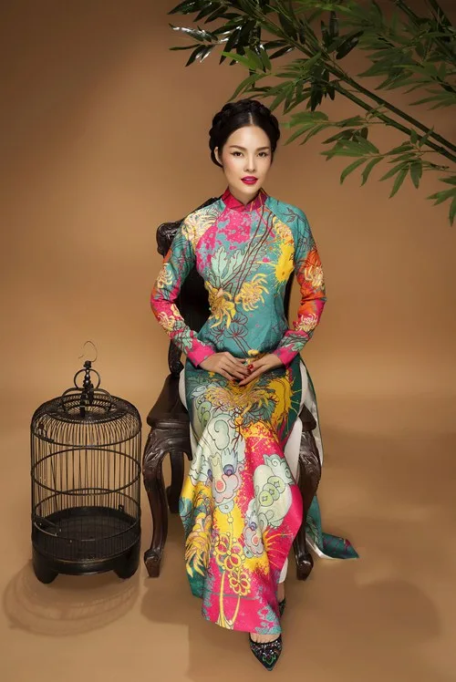 Lựa chọn áo dài Tết dành cho cô nàng nữ tính 18