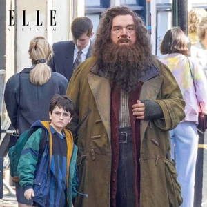 Những hình ảnh đầu tiên trên phim trường Harry Potter khiến cộng đồng fan “phát sốt”