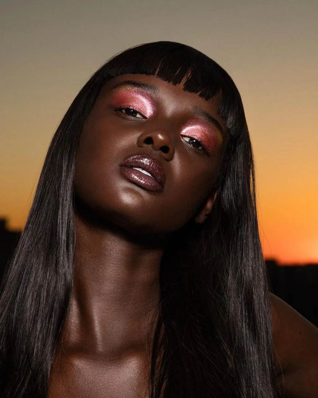 Rihanna ra mắt Galaxy Collection khiến cộng đồng làm đẹp chao đảo trong mùa Halloween Rihanna ra mắt Galaxy Collection khiến cộng đồng làm đẹp chao đảo trong mùa Halloween