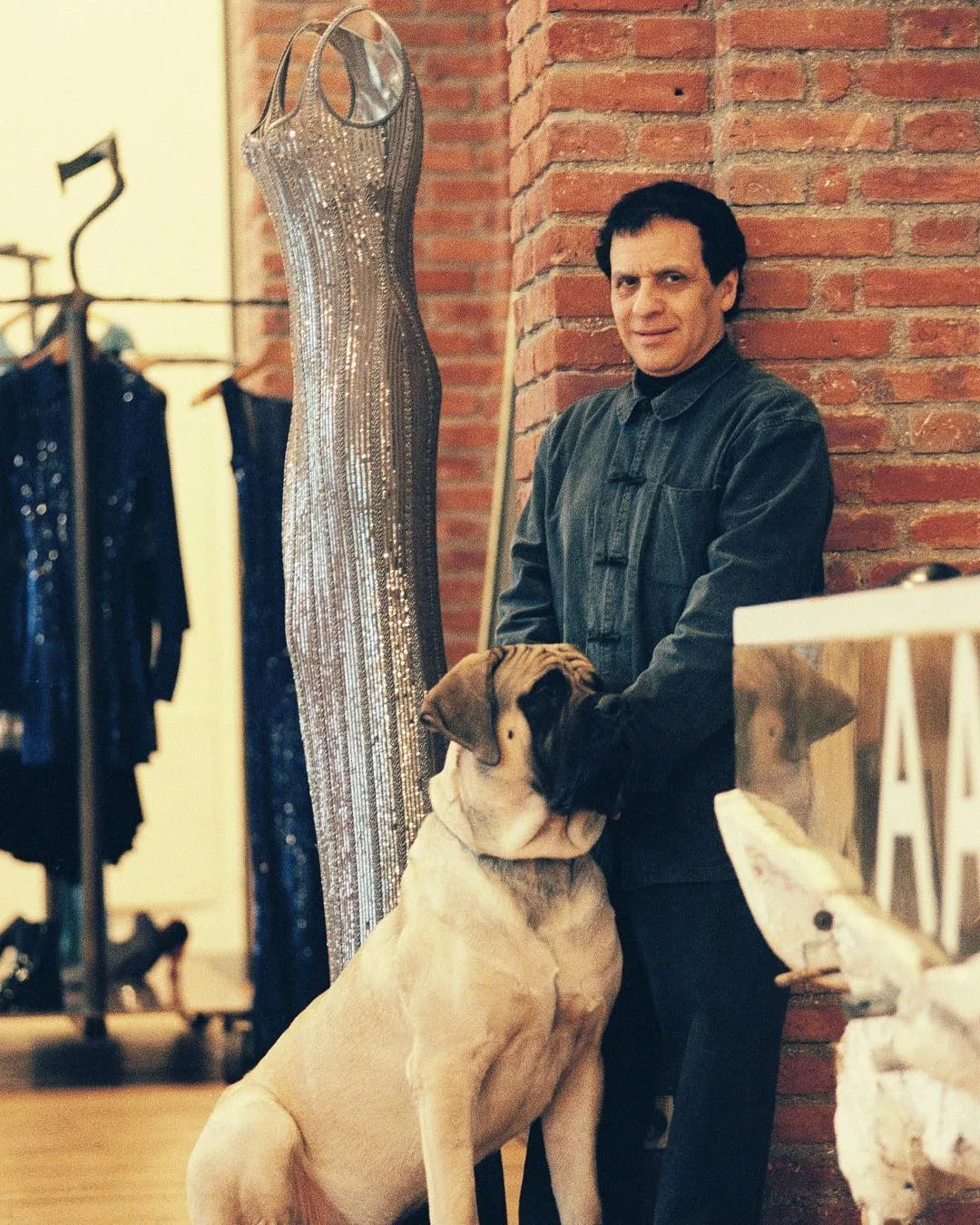 Nhà thiết kế đại tài Azzedine Alaïa qua đời Nhà thiết kế đại tài Azzedine Alaïa qua đời
