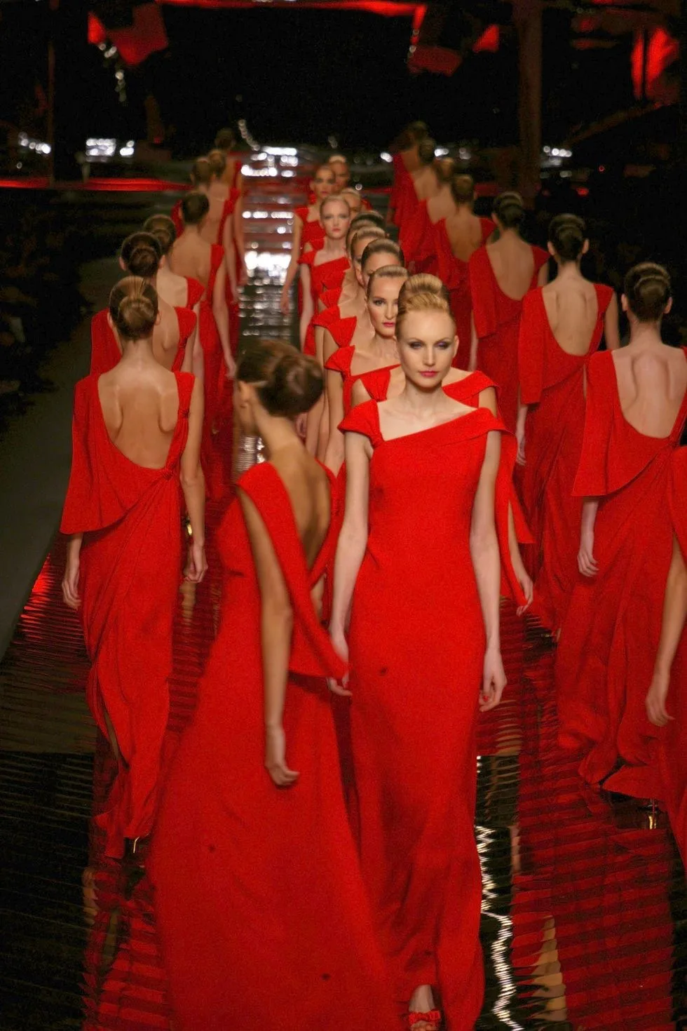 10 khoảnh khắc lịch sử Haute Couture 3 10 khoảnh khắc lịch sử Haute Couture3