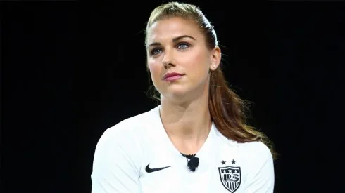 Nữ vận động viên xinh đẹp Alex Morgan
