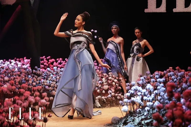 NTK Võ Công Khanh mang đến sự tươi vui với BST "Giấc mơ của Lily" tại ELLE Fashion Show NTK Võ Công Khanh mang đến sự tươi vui với BST "Giấc mơ của Lily" tại ELLE Fashion Show