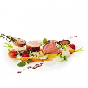 Moevenpick-Hotel-Food-4-490x368