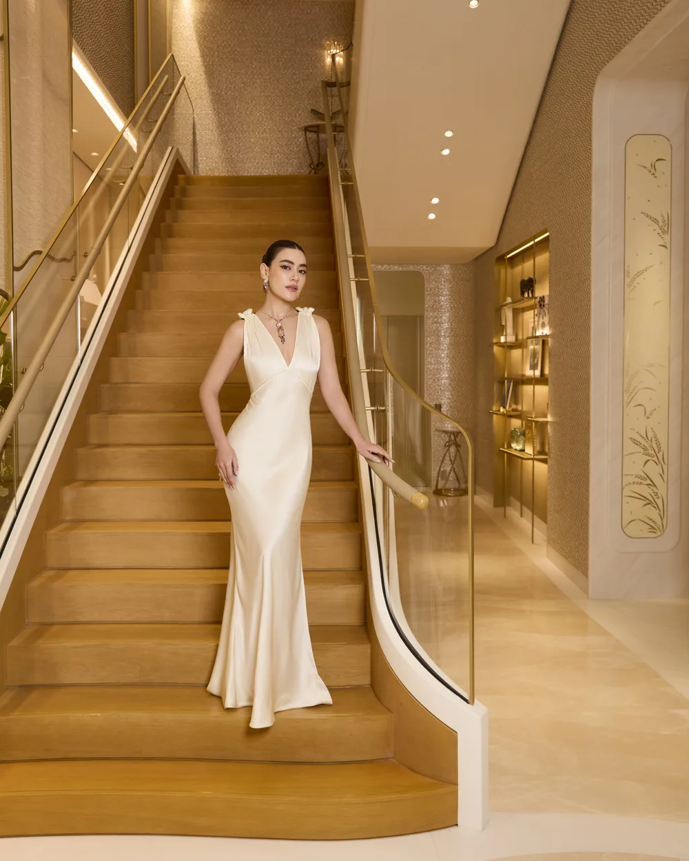 Kimmy Kimberley hội ngộ dàn sao đình đám tại sự kiện Cartier