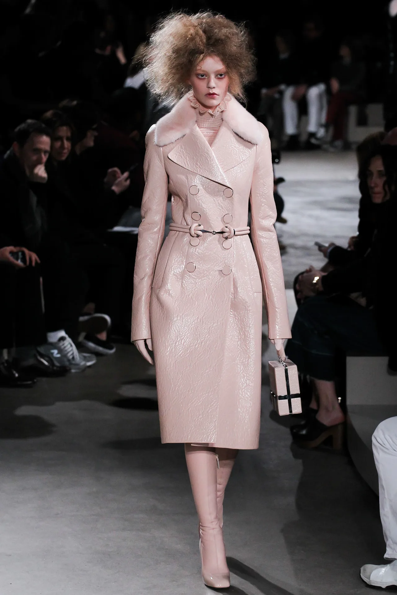 ao khoac nu thoi trang alexander mcqueen