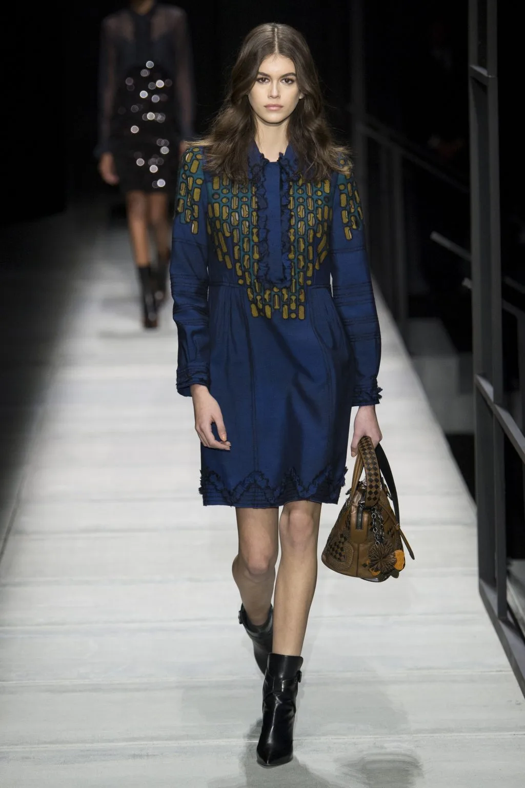 BST của thương hiệu Bottega Veneta mùa Thu 2018: Cuộc ngoại xâm đầy tham vọng của nhà mốt xa xỉ nước Ý BST của thương hiệu Bottega Veneta mùa Thu 2018: Cuộc ngoại xâm đầy tham vọng của nhà mốt xa xỉ nước Ý
