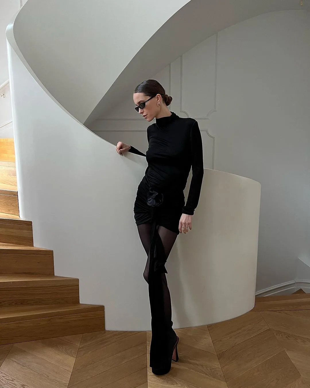 dark-feminine-4
