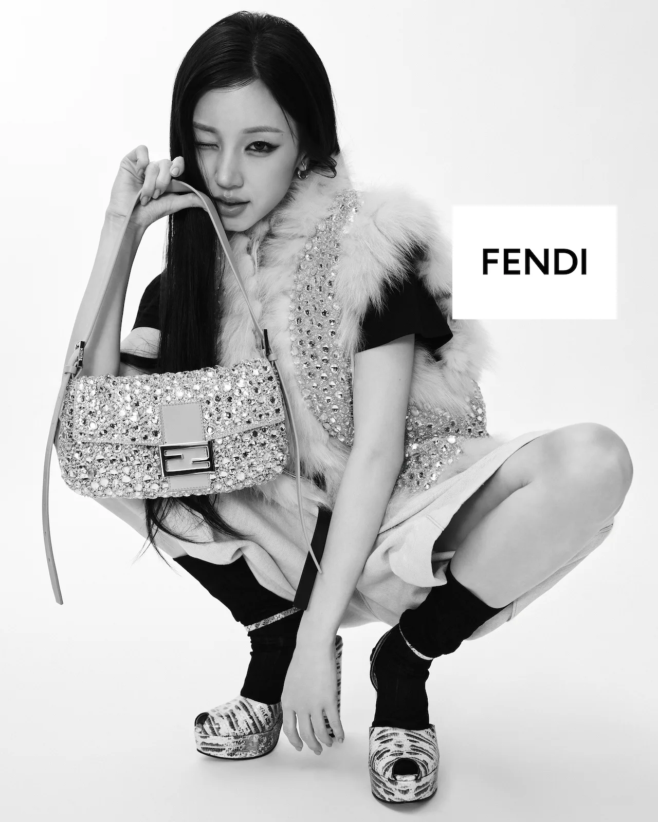 Song Yuqi trong chiến dịch Fendi Baguette