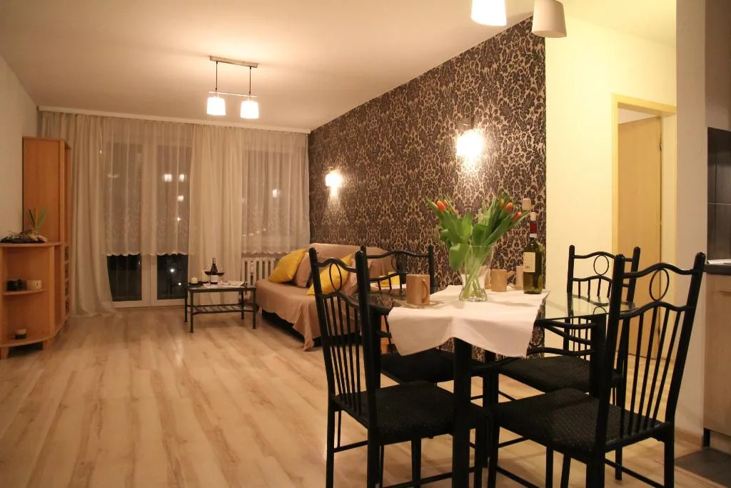 cách giải nhiệt 8 căn phòng nhiều ánh đèn
