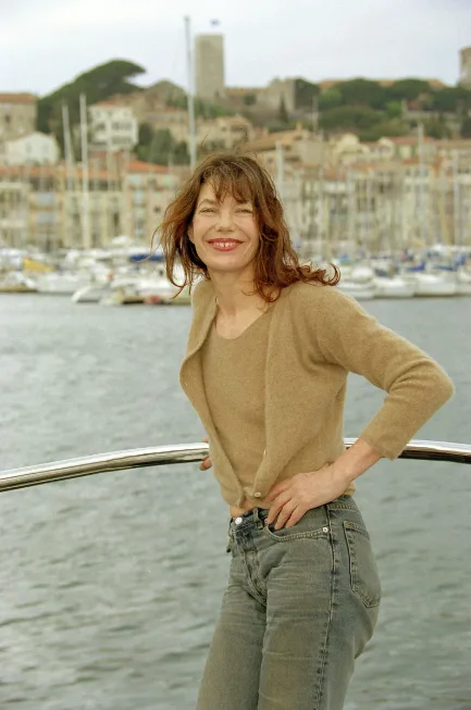 Vẻ đẹp vượt thời gian của Jane Birkin