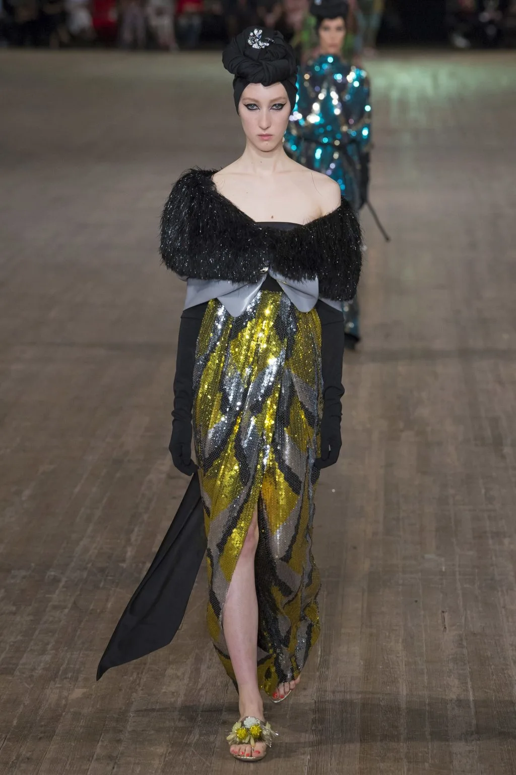 Bộ sưu tập mùa Xuân 2018 Marc Jacobs: Màn pháo hoa kết thúc Tuần lễ thời trang New York Bộ sưu tập mùa Xuân 2018 Marc Jacobs: Màn pháo hoa kết thúc Tuần lễ thời trang New York