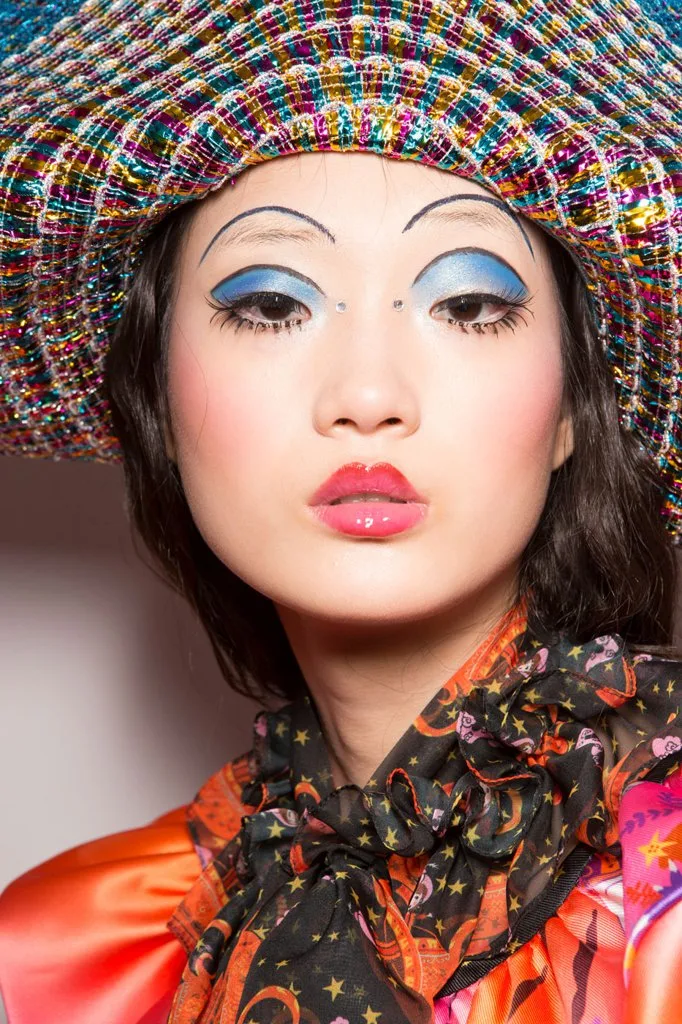 cách trang điểm