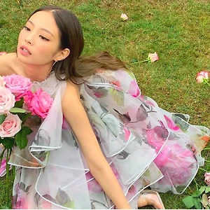 Phong cách thời trang của Jennie 