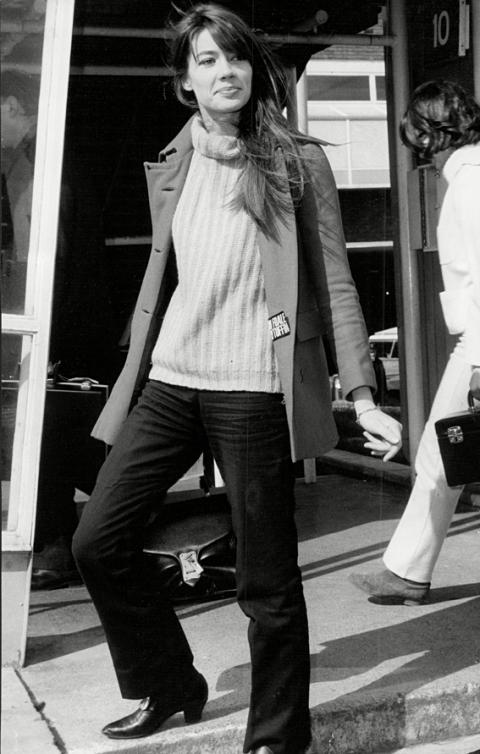 Biểu tượng thời trang đường phố thập niên 60: Francoise Hardy - ELLE.VN