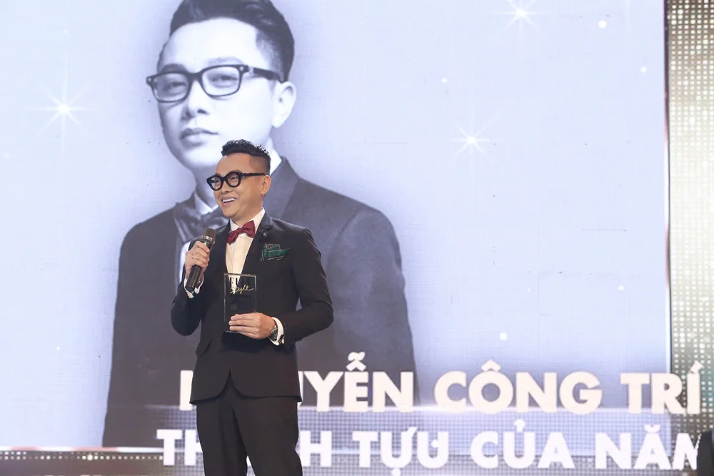 NTK Công Trí nhận giải thưởng Thành tựu của năm tại ELLE Style Awards 2017