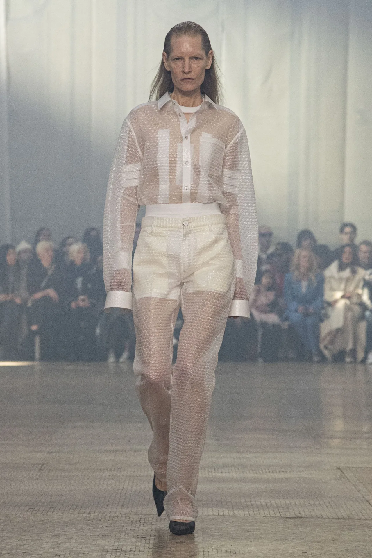 Bộ sưu tập Helmut Lang Thu-Đông 2024 Ảnh: Getty Images