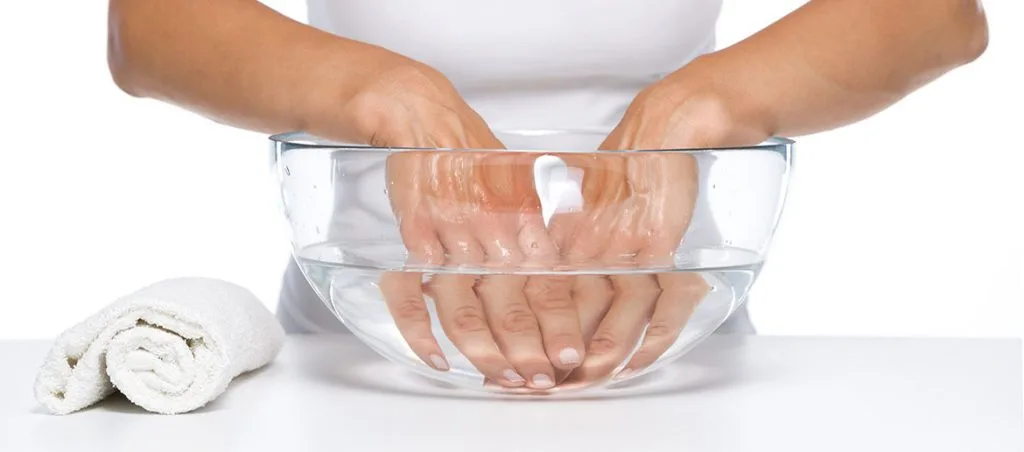 giữ sơn móng tay bền màu 3 giữ sơn móng tay bền màu 3