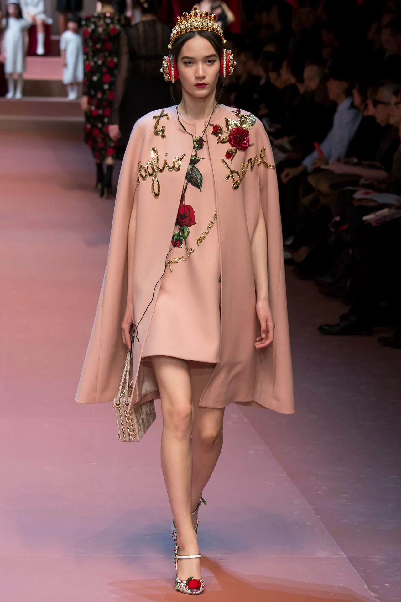 ao khoac nu thoi trang dolce & gabbana