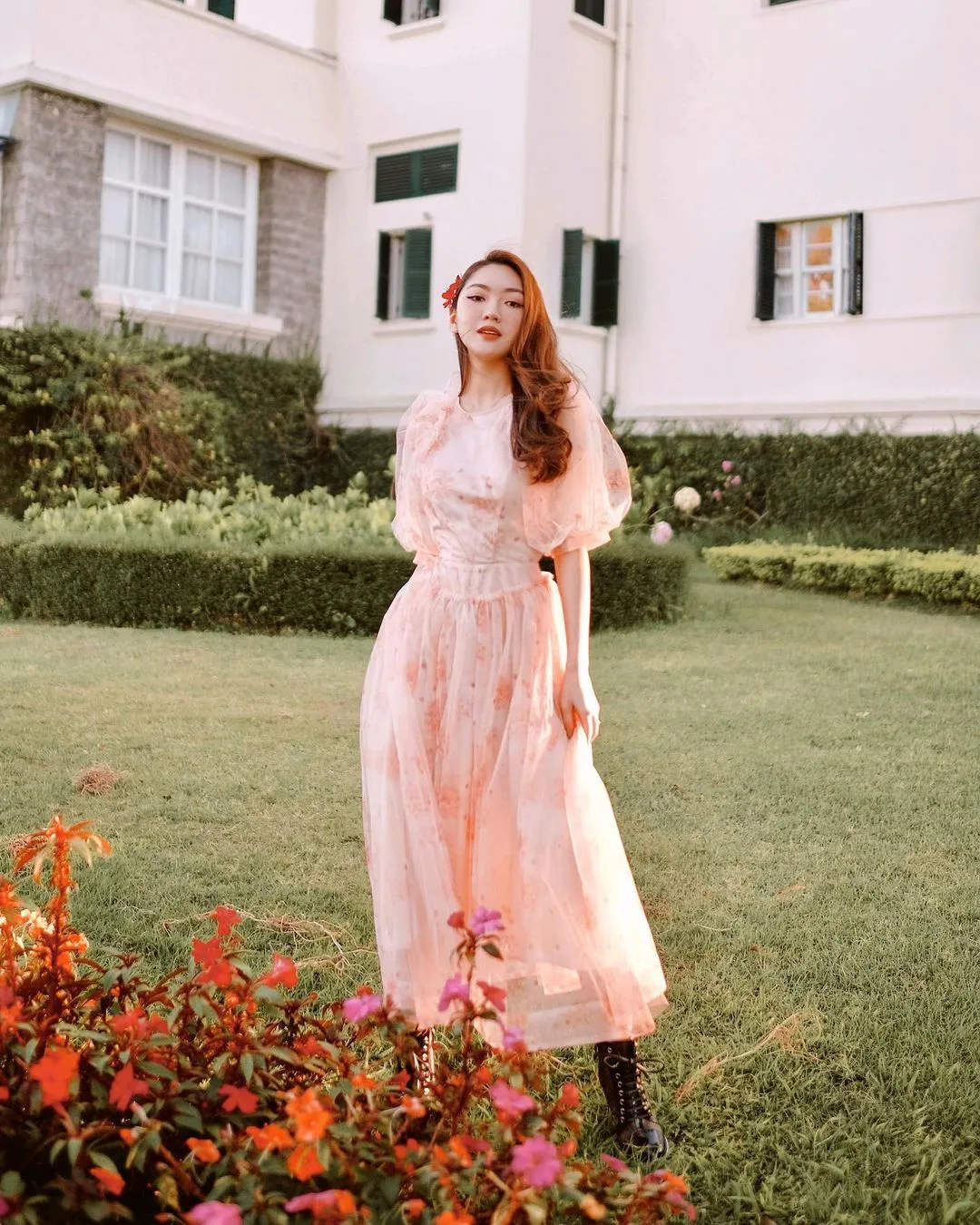 đầm hoa màu hồng thời trang chloe