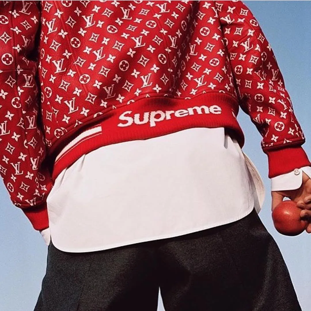 Bộ sư tập SupremexLouis Vuitton đầy thành công đánh dấu sự hợp tác của Louis Vuitton và Supreme