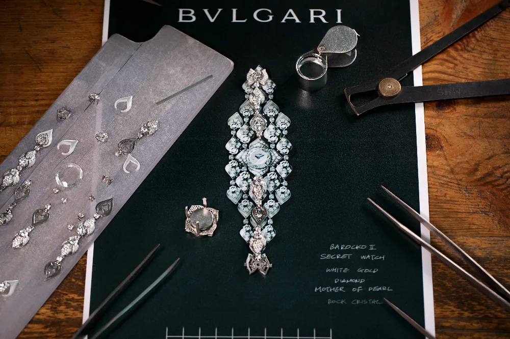 diamond swan magnifica