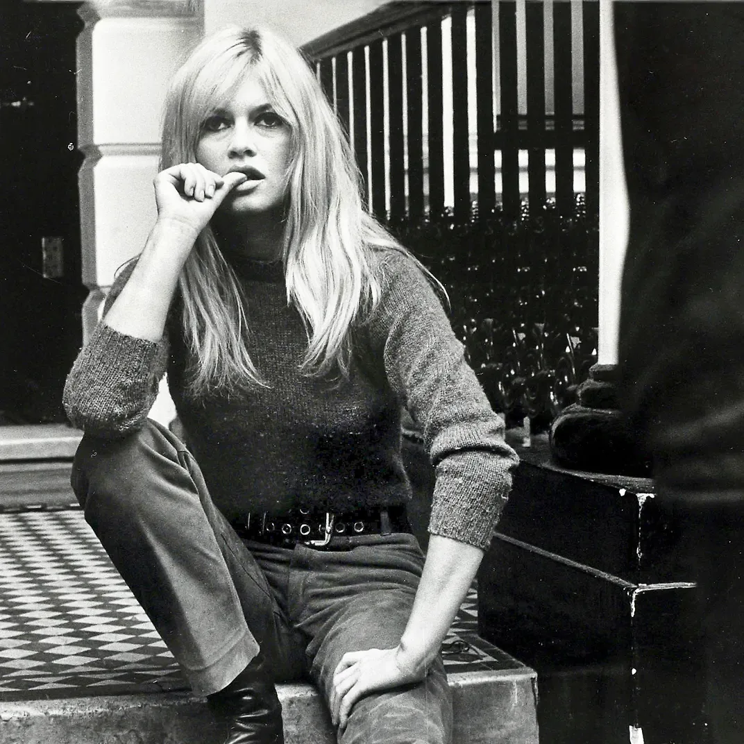 Brigitte Bardot thời trang thập niên 50