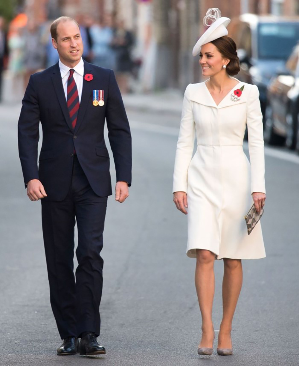 Hé lộ nhân vật Hoàng gia '' ngầm'' đứng sau gu thời trang chuẩn mực của Meghan Markle Hé lộ nhân vật Hoàng gia '' ngầm'' đứng sau gu thời trang chuẩn mực của Meghan Markle