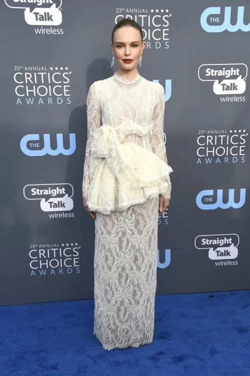 Tạm biệt màu đen, Gal Gadot và nhiều minh tinh nữ tỏa sáng tại Critics Choice Awards Tạm biệt màu đen, Gal Gadot và nhiều minh tinh nữ tỏa sáng tại Critics Choice Awards