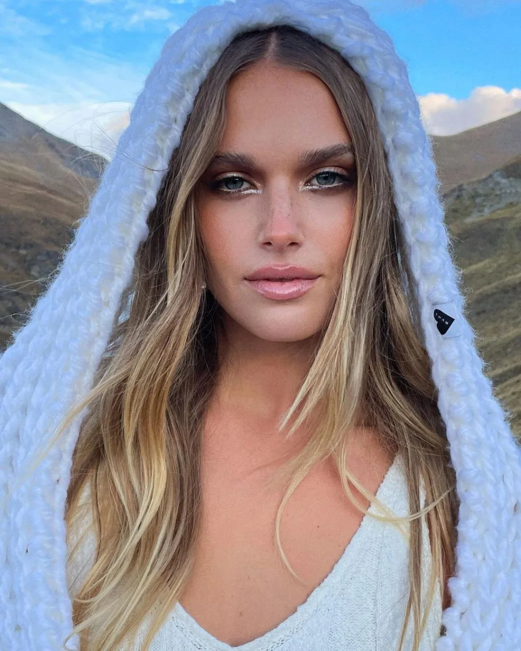 Trang điểm mắt là phần quan trọng trong Latte Makeup. Trang điểm mắt là phần quan trọng trong Latte Makeup.