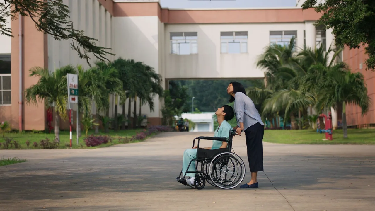 Đinh Y Nhung và Avin Lu vào vai mẹ con