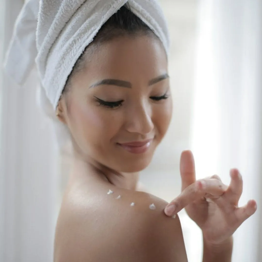 Thói quen buổi sáng của bạn nên được dưỡng ẩm đầy đủ
