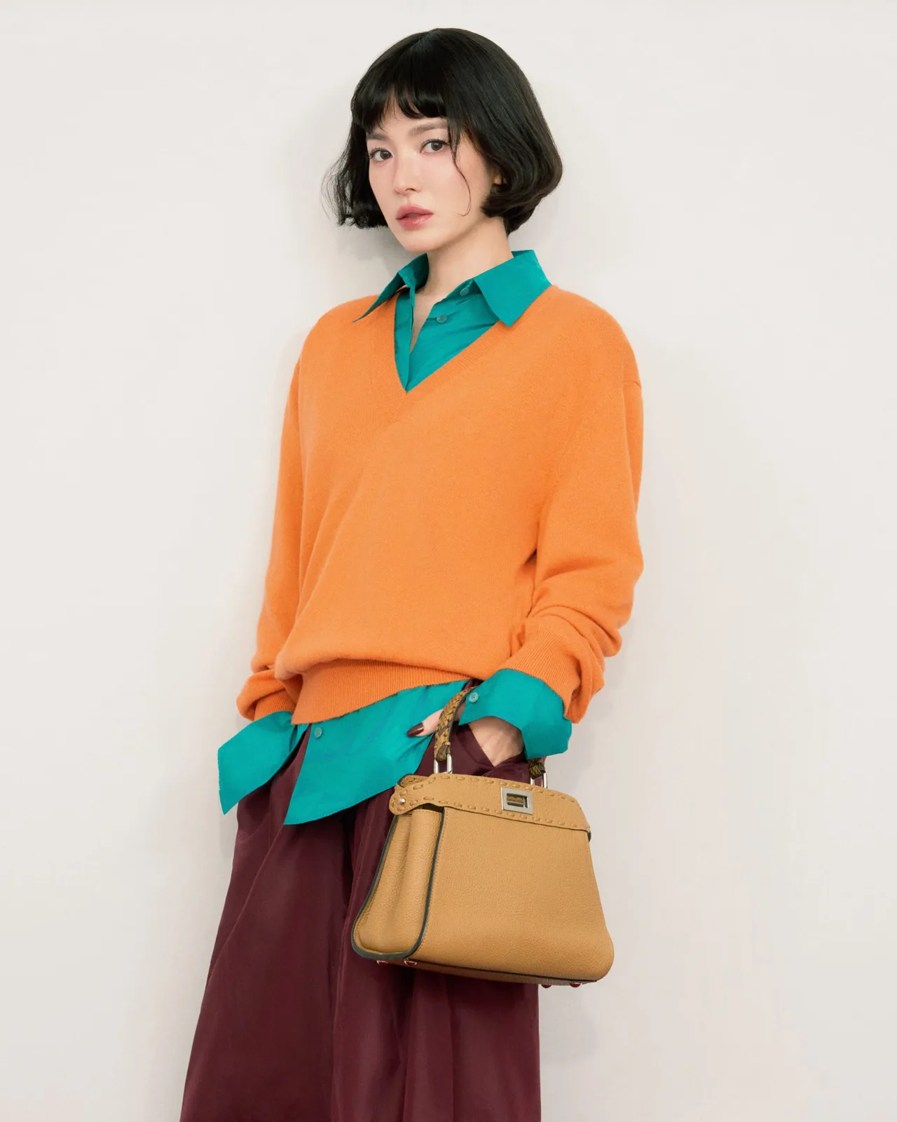 Song Hye Kyo trong chiến dịch Fendi Peekapoo