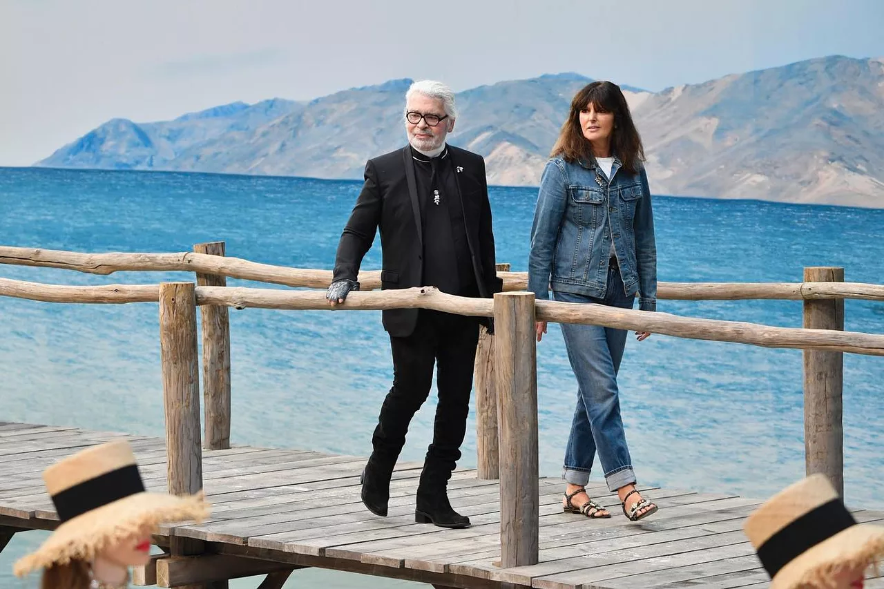 tưởng nhớ karl lagerfeld 2