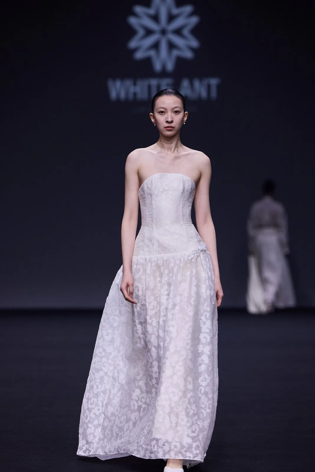 BST White Ant Thu-Đông 2026