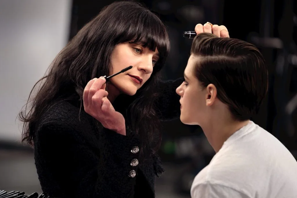 chanel beauty talk kristen stewart (1) chanel beauty talk kristen stewart (1)