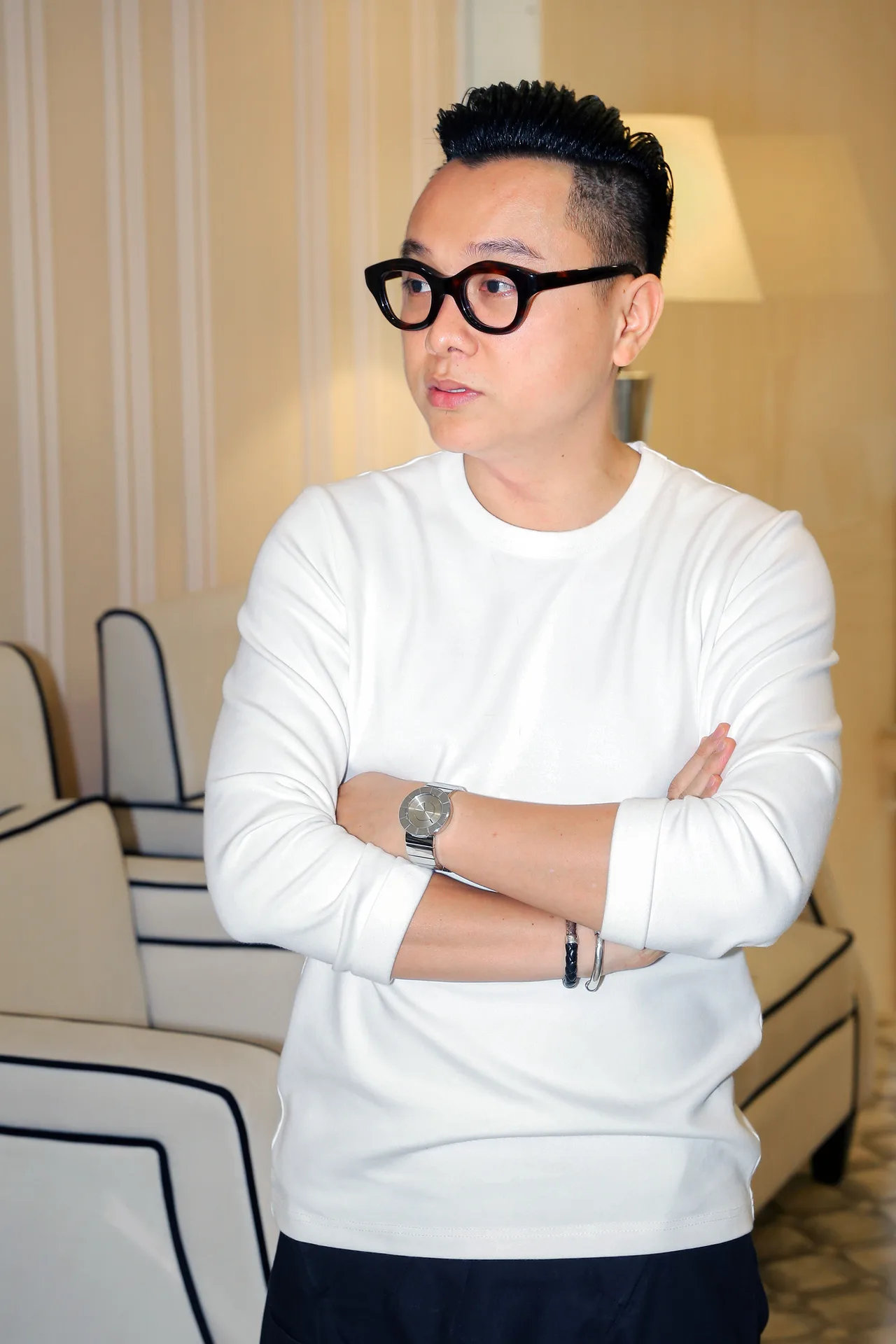 Nhà thiết kế Nguyễn Công Trí đối thoại cùng Top 3 cuộc thi ELLE Design Contest Nhà thiết kế Nguyễn Công Trí đối thoại cùng Top 3 cuộc thi ELLE Design Contest