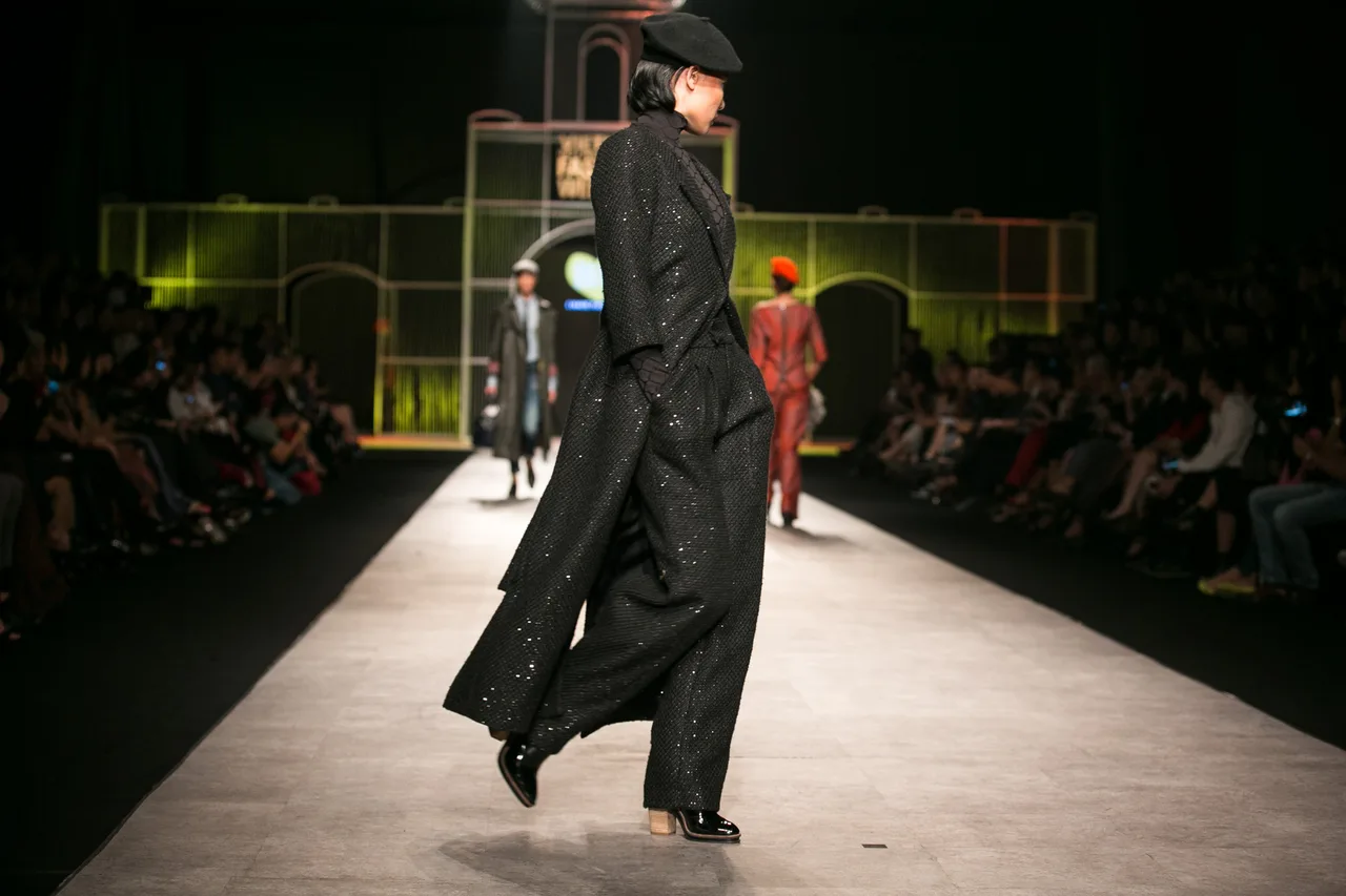 I HATE FASHION thả “Ký ức những mùa đông cũ kỹ” vào BST Thu-Đông 2016 tại VIFW - ELLE VN