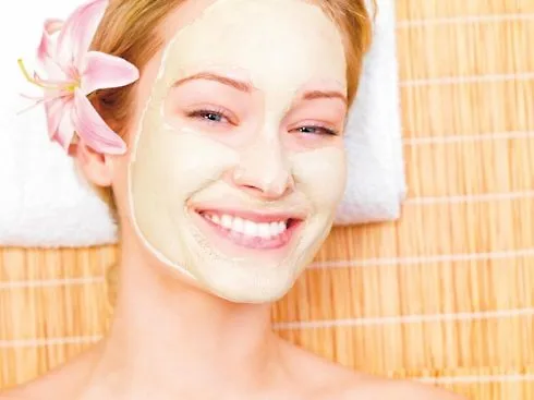 Cùng ELLE trả lời 5 câu hỏi sau để hiểu bạn đã biết đắp mặt nạ đúng cách