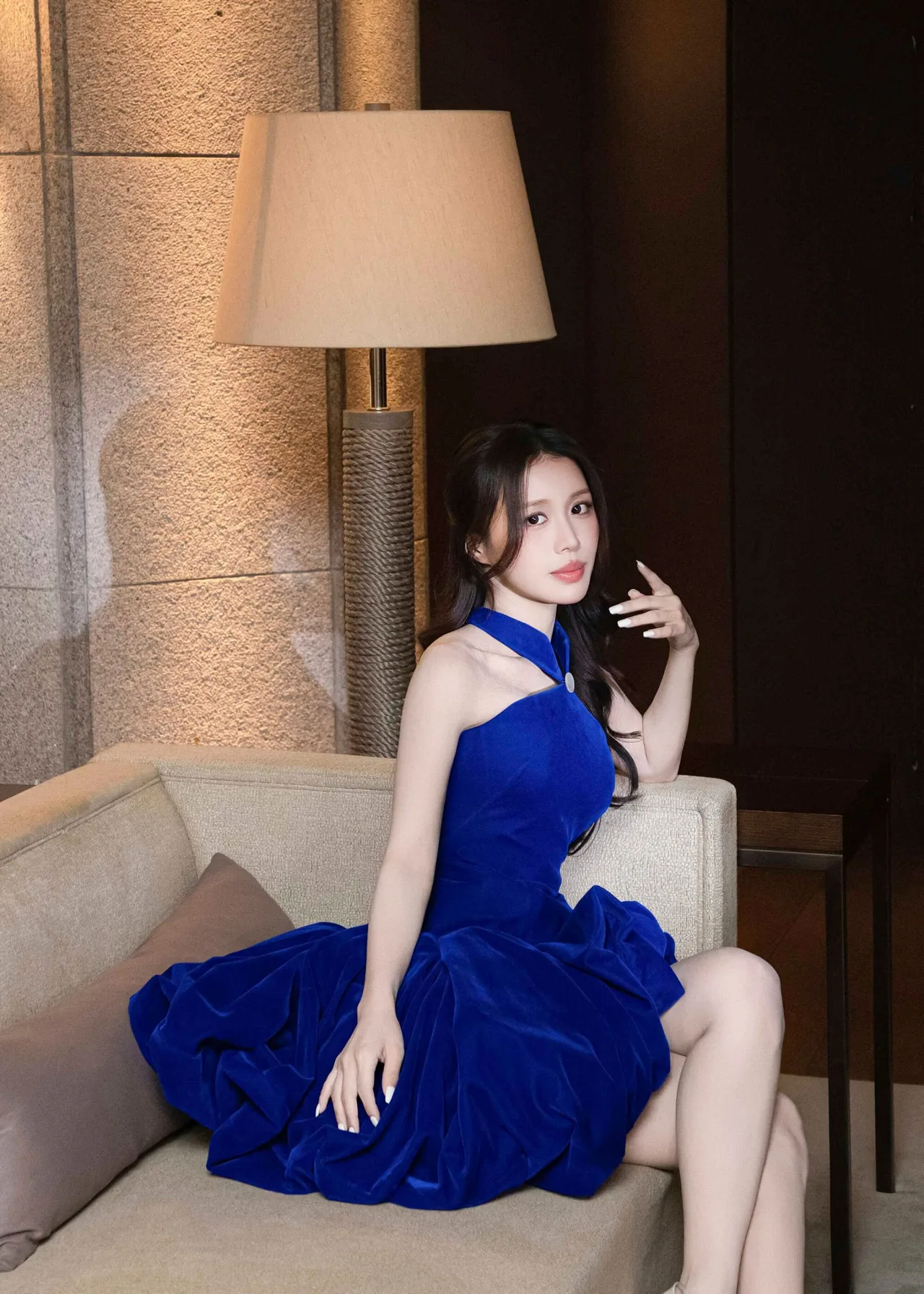 Ca sĩ Han Sara đạt giải tại lễ trao giải Korea First Brand Awards 2026.
